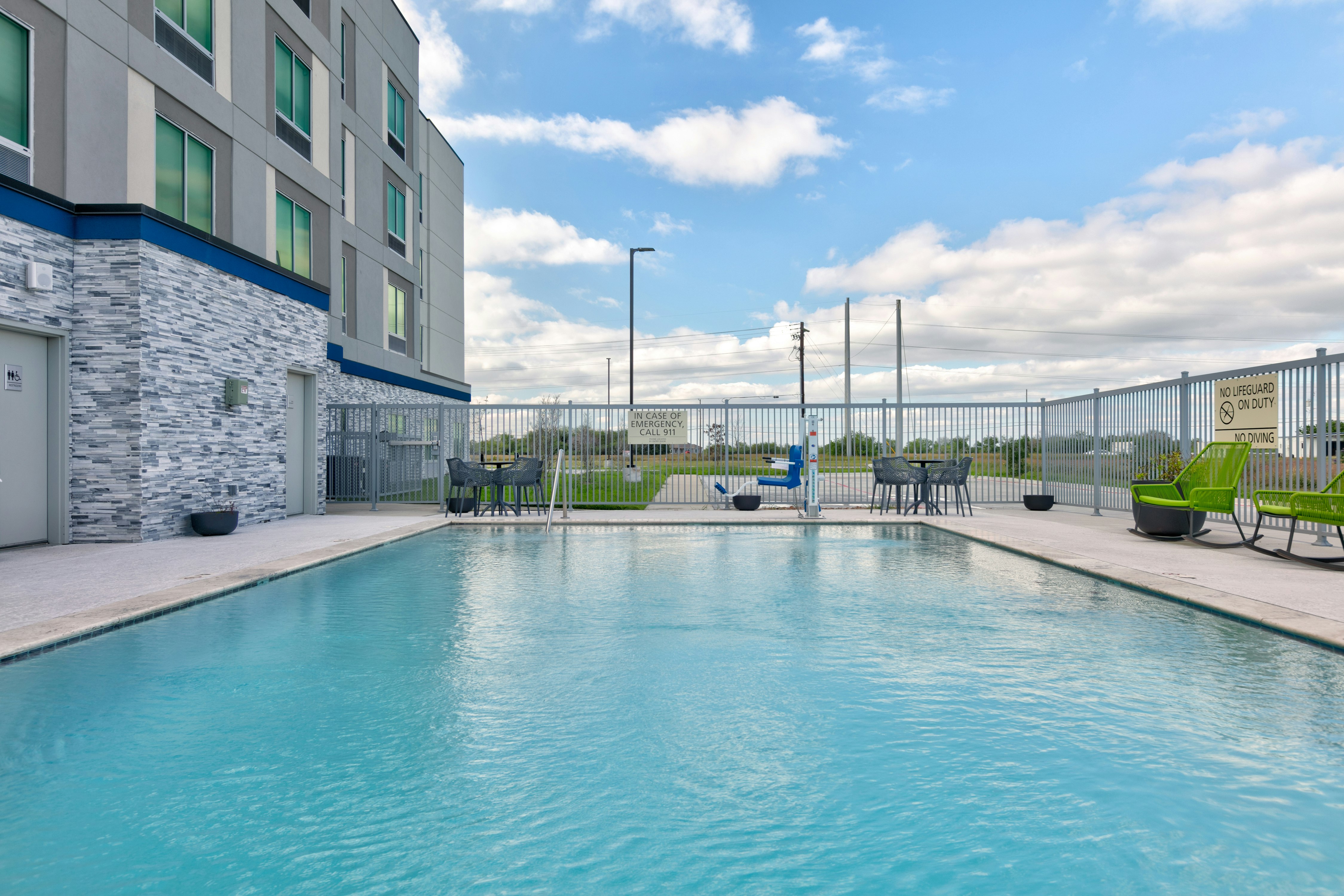 Hampton Inn & Suites Port Lavaca TX 17/17