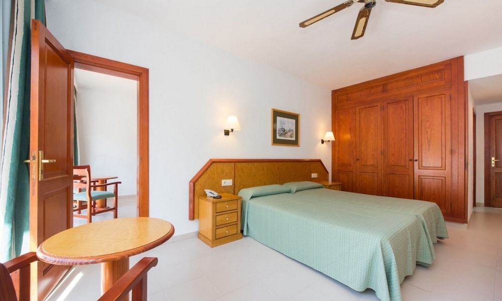 Hotel Cala Romantica 26/65