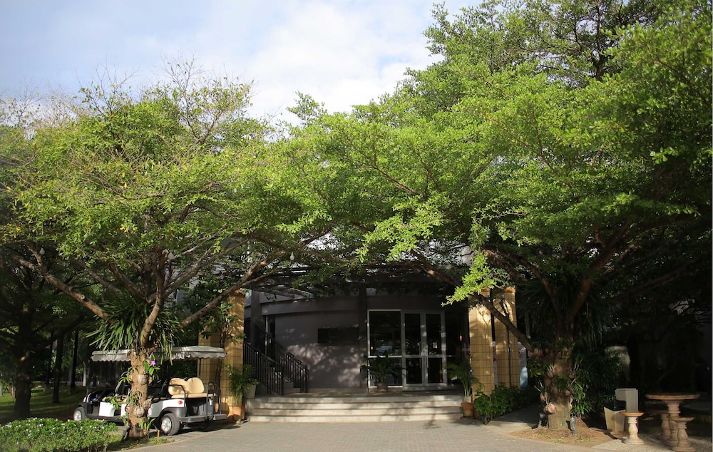 The Leela Resort Spa Pattaya 1/50