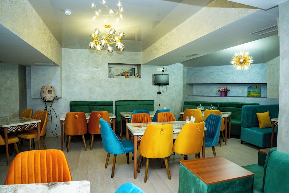 NEMI HOTEL 35/50
