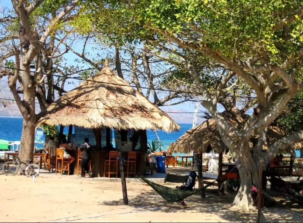 OCEANS 5 DIVE RESORT 68/77