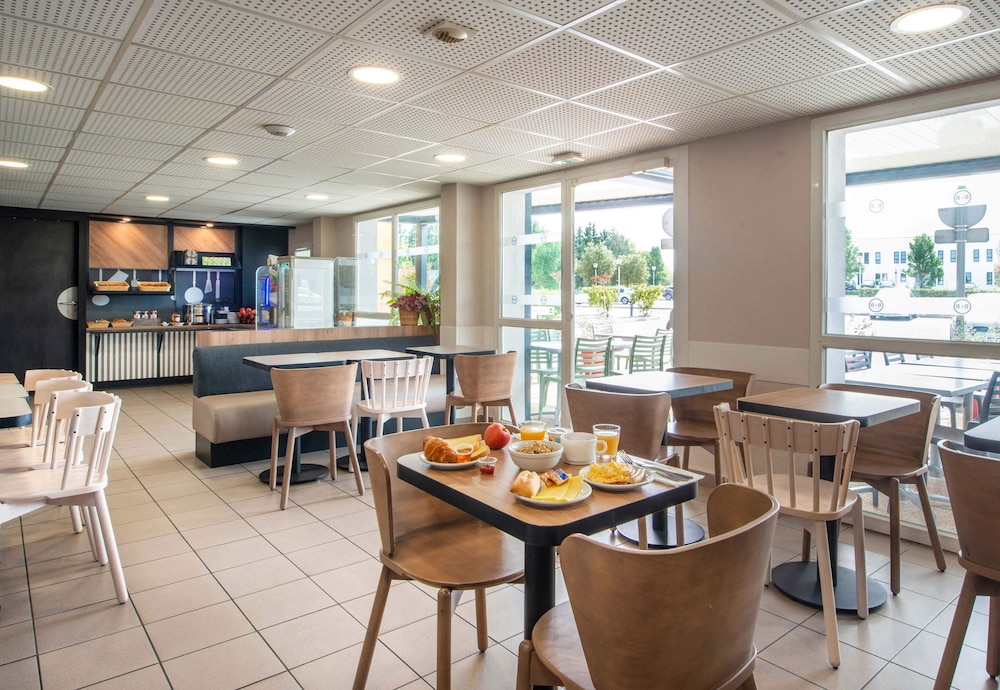 B&B Hotel Cholet Nord 46/64