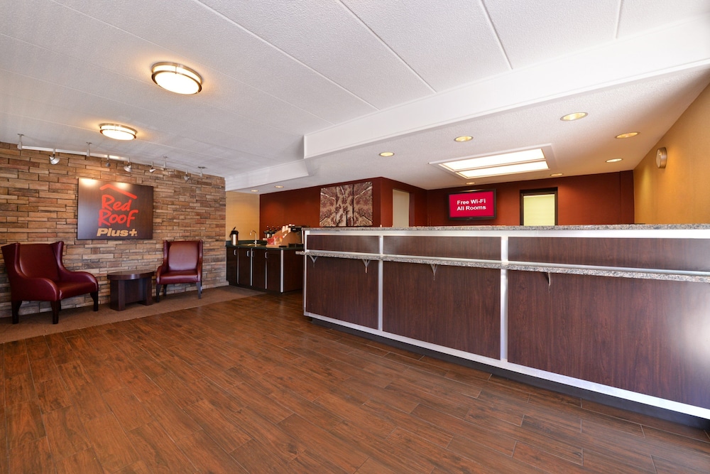Red Roof PLUS Secaucus - Meadowlands - NYC 7/28