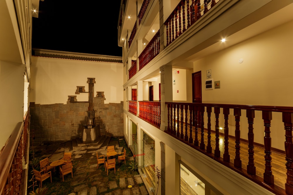 Yawar Inka Hotel 38/52