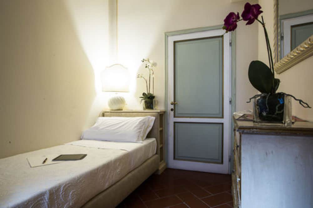 Hotel Burchianti 30/66