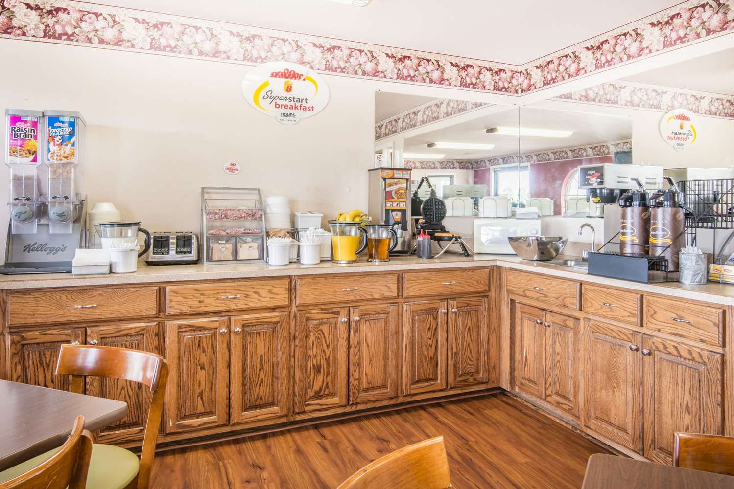 Super 8 by Wyndham Big Cabin/Vinita Area 7/39