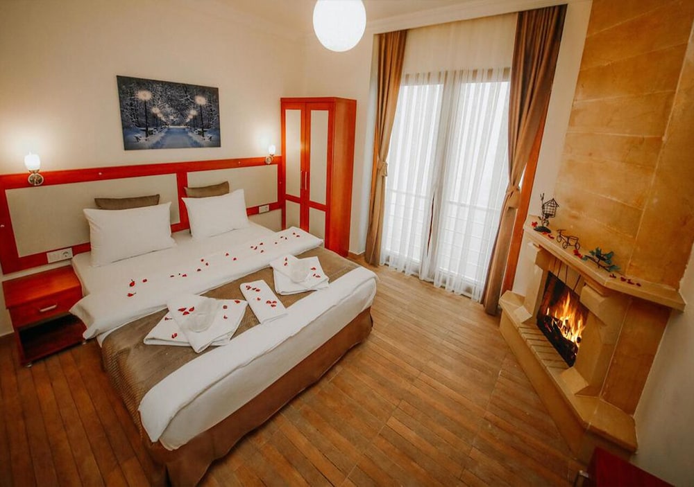 Sea House Hotel 4/36
