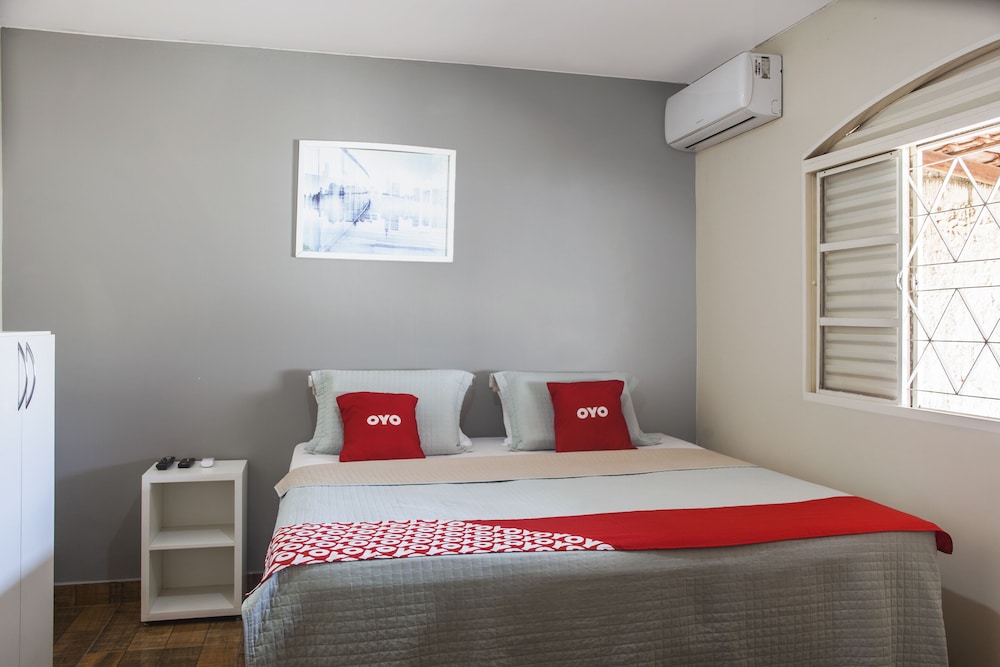 ROOM, TRIPLE, 1 DOUBLE AND 1 SINGLE BED