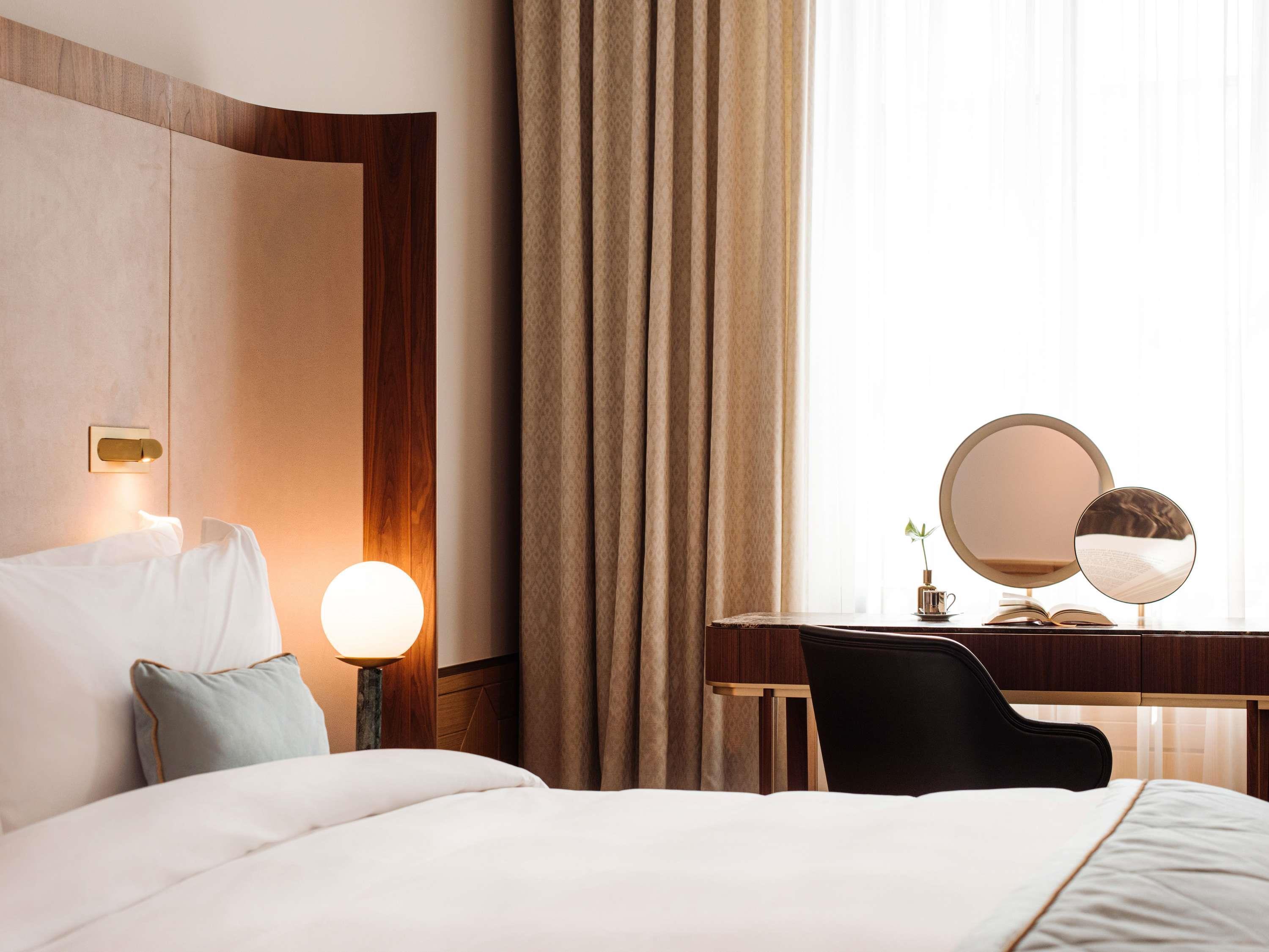 Deluxe, RAFFLES EUROPEJSKI WARSAW 2/6