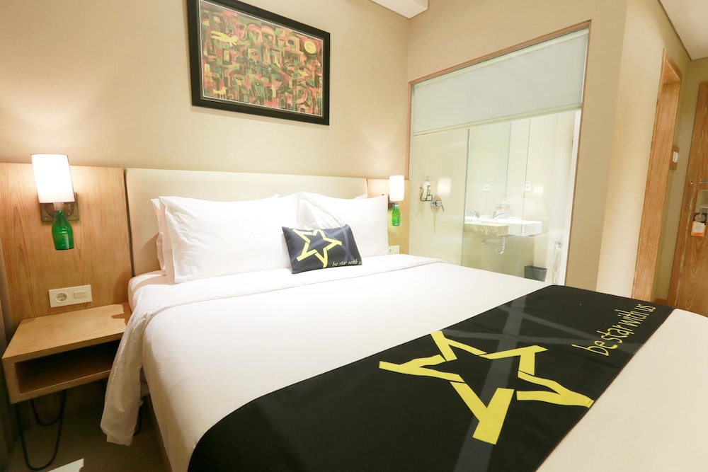 Yellow Star Hotel Gejayan 22/51