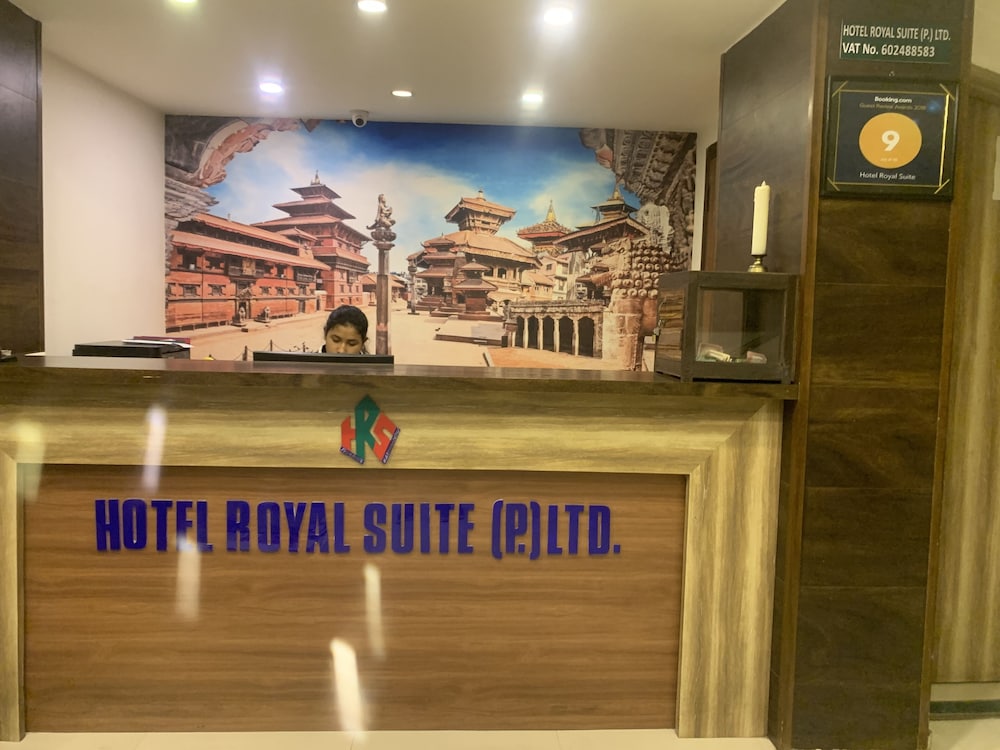 Hotel Royal Suite 3/30