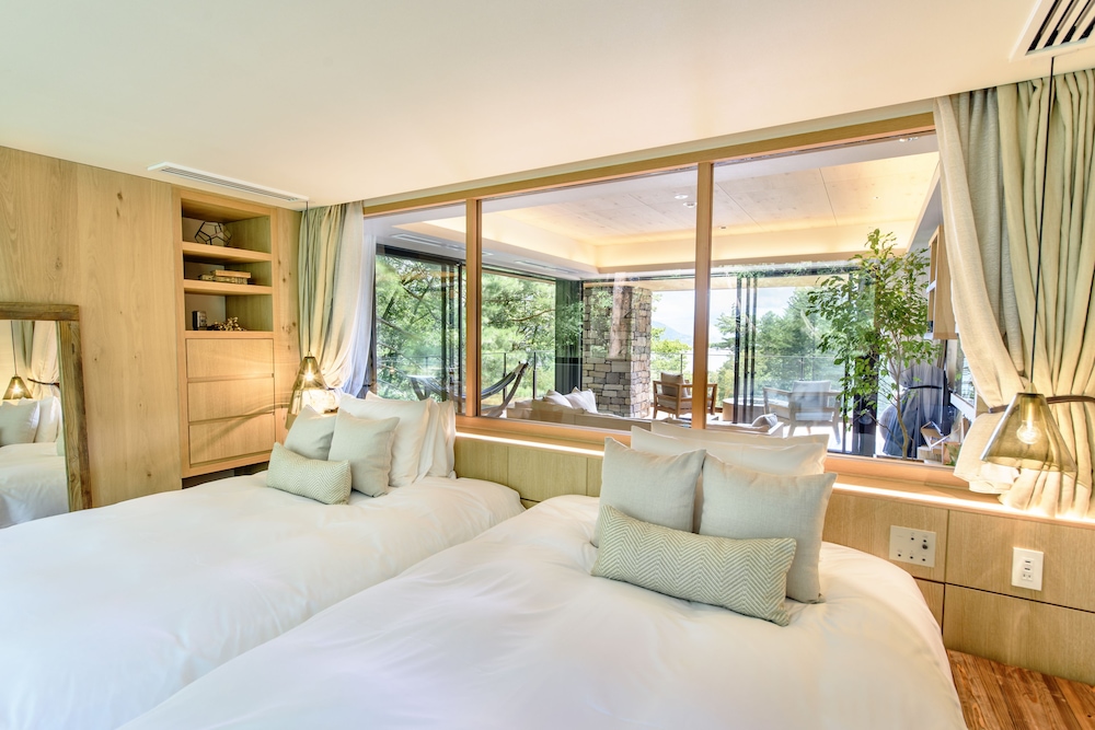 FUFU, PREMIUM, LUXURY, SUITE, TWIN BEDS