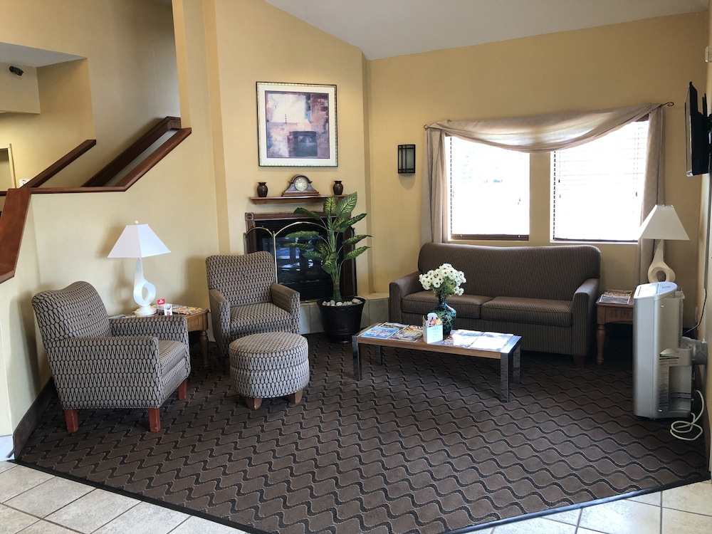 Baymont by Wyndham Fort Wayne 13/21