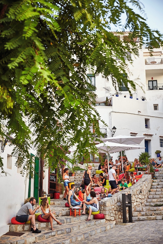 7Pines Resort Ibiza 70/76