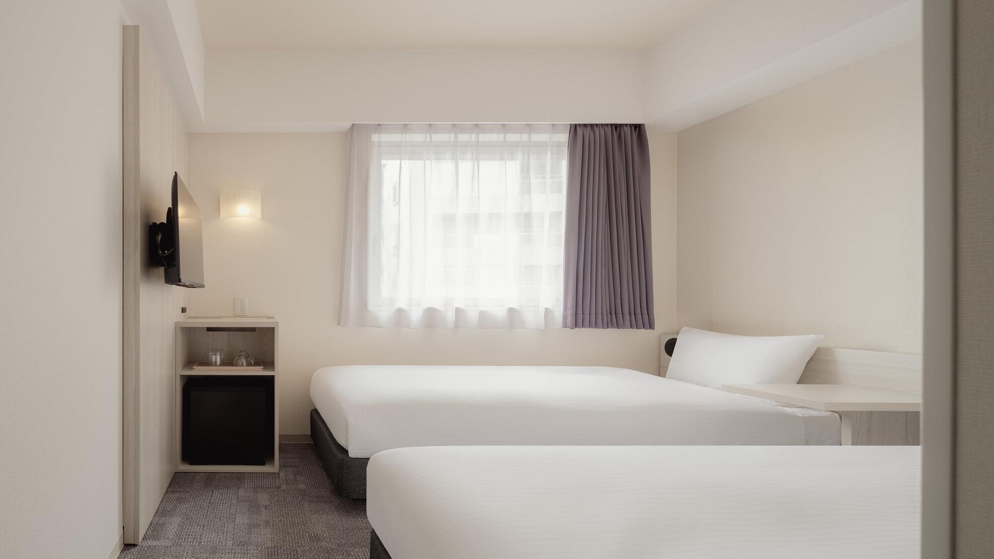 Standard, Twin Beds