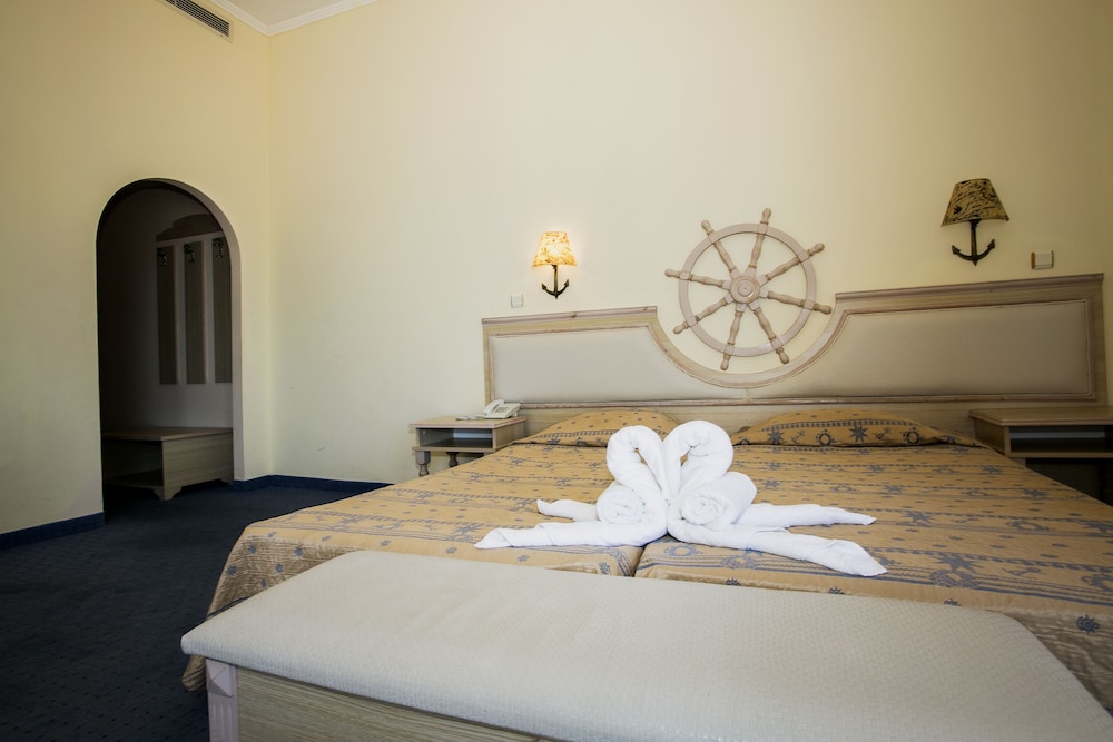 Royal Park Hotel - All Inclusive 12/50