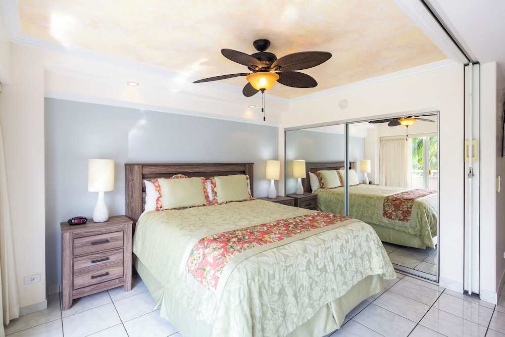 1 BEDROOM, SUITE, PARK VIEW