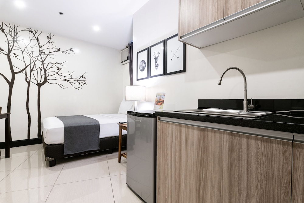 Artemis Place Makati 7/69