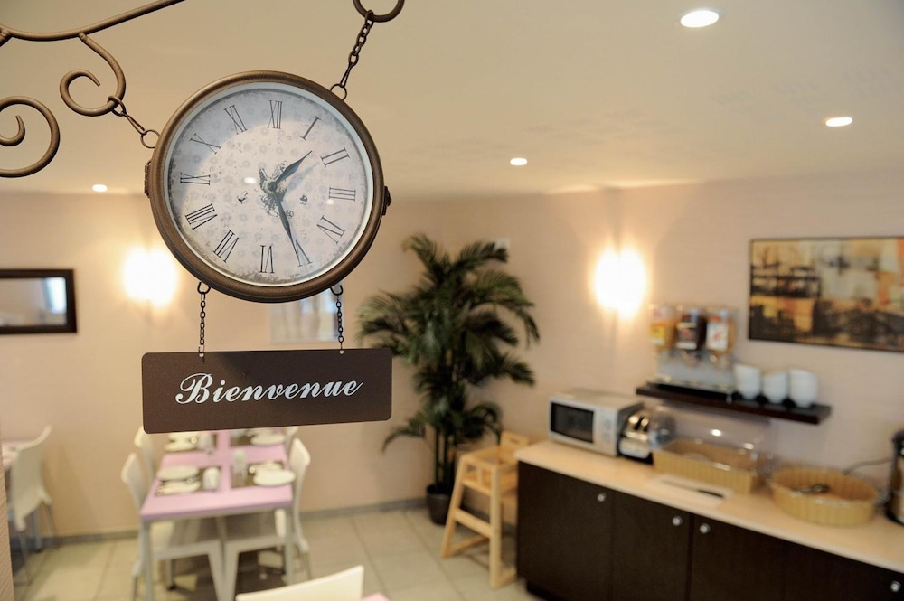 Sejours & Affaires Paris Malakoff 27/36