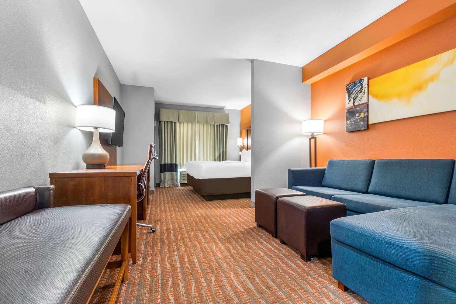 Comfort Suites Jackson I-40 11/47