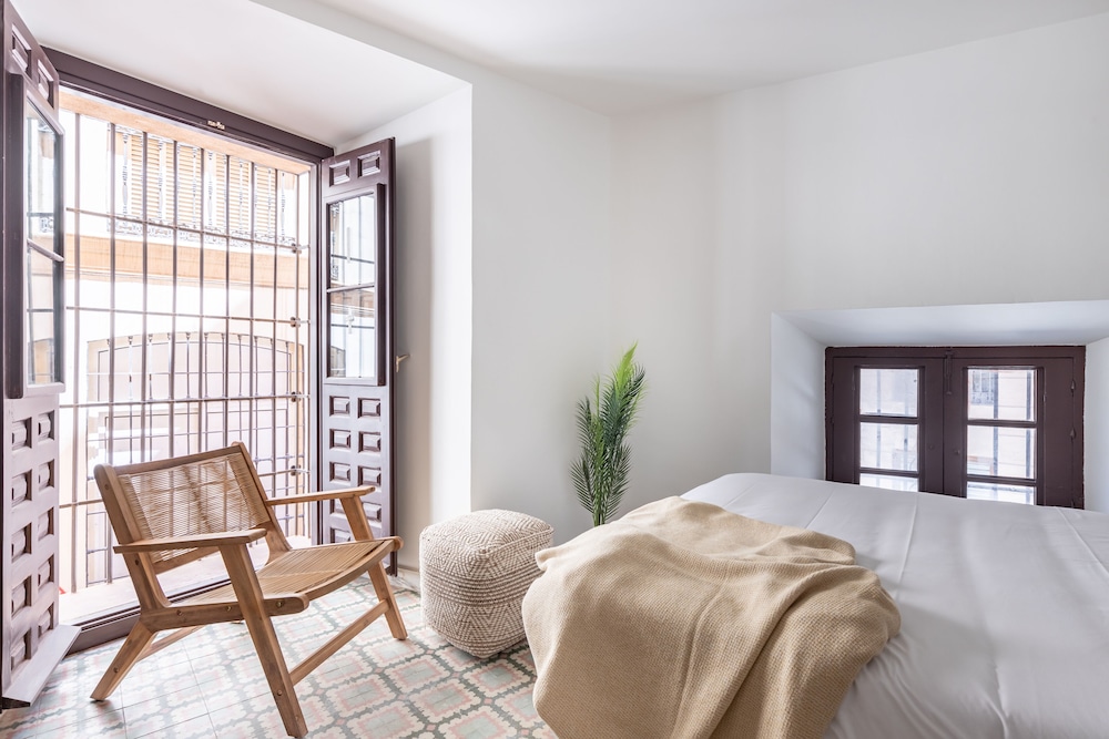 Apartamentos Libere Malaga la Merced 8/31
