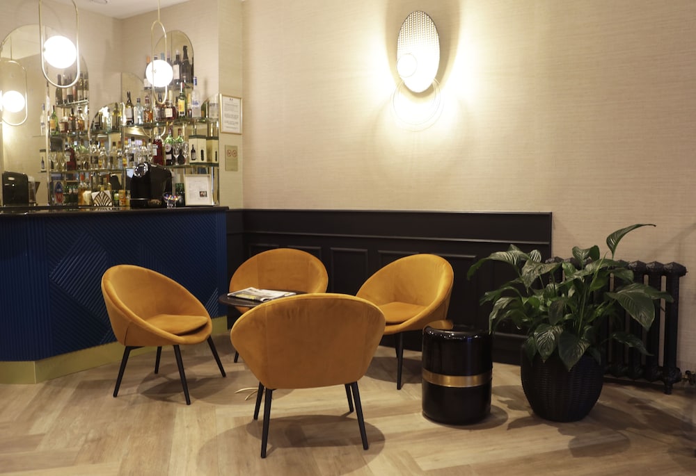 Hotel Moris 47/64