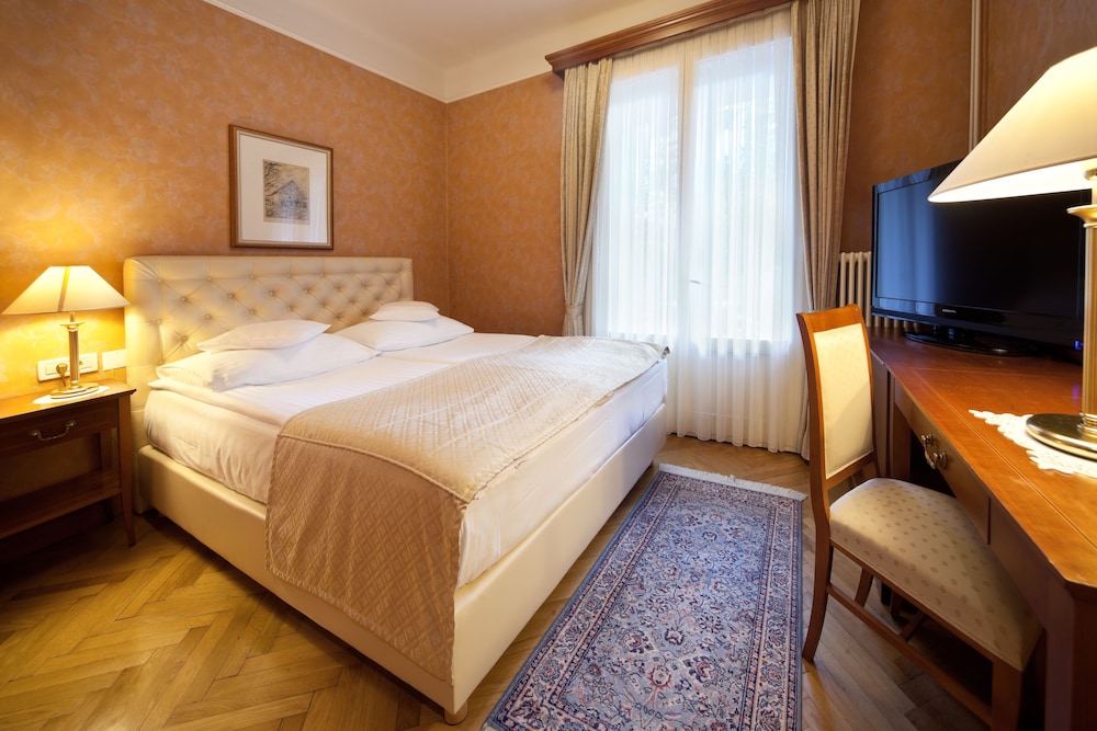 GRAND HOTEL TOPLICE 10/78