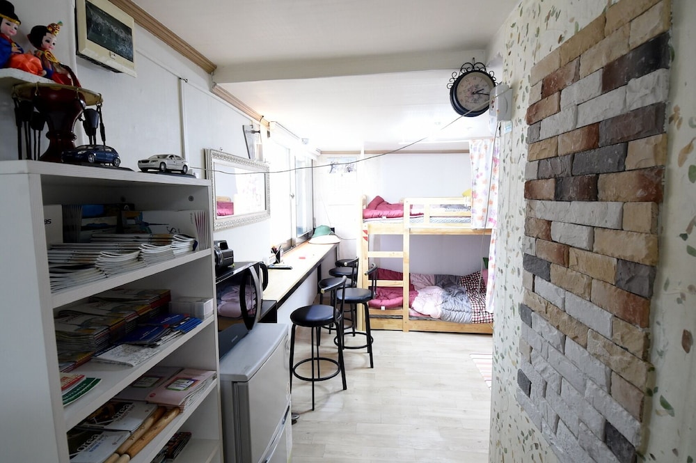 Photo Park Guesthouse 20/50