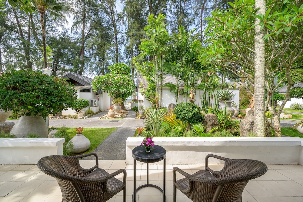 Thavorn Beach Village Phuket Resort and Spa 47/66
