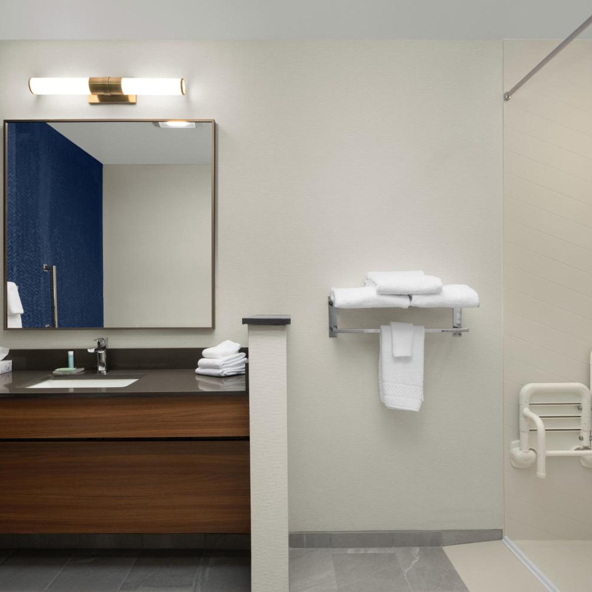 Fairfield by Marriott Inn & Suites Kokomo 28/39