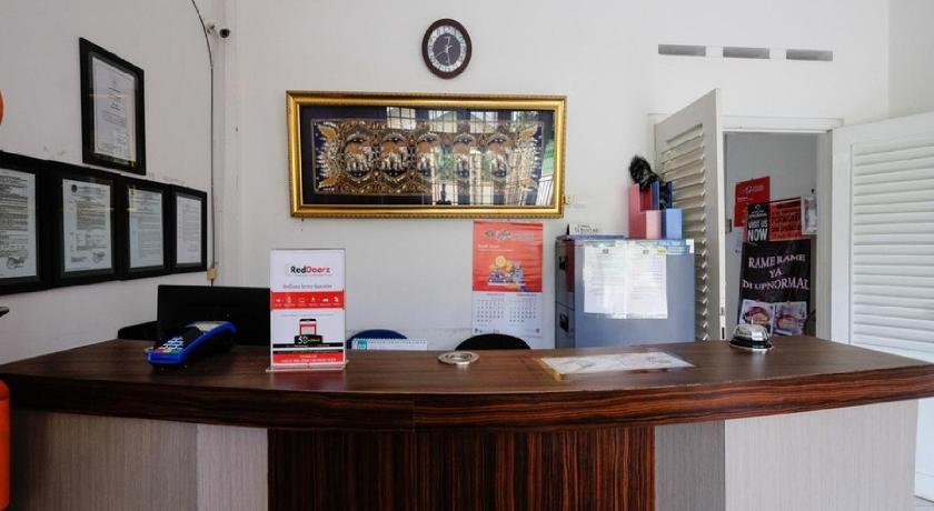 RedDoorz near Moro Mall Purwokerto 9/43