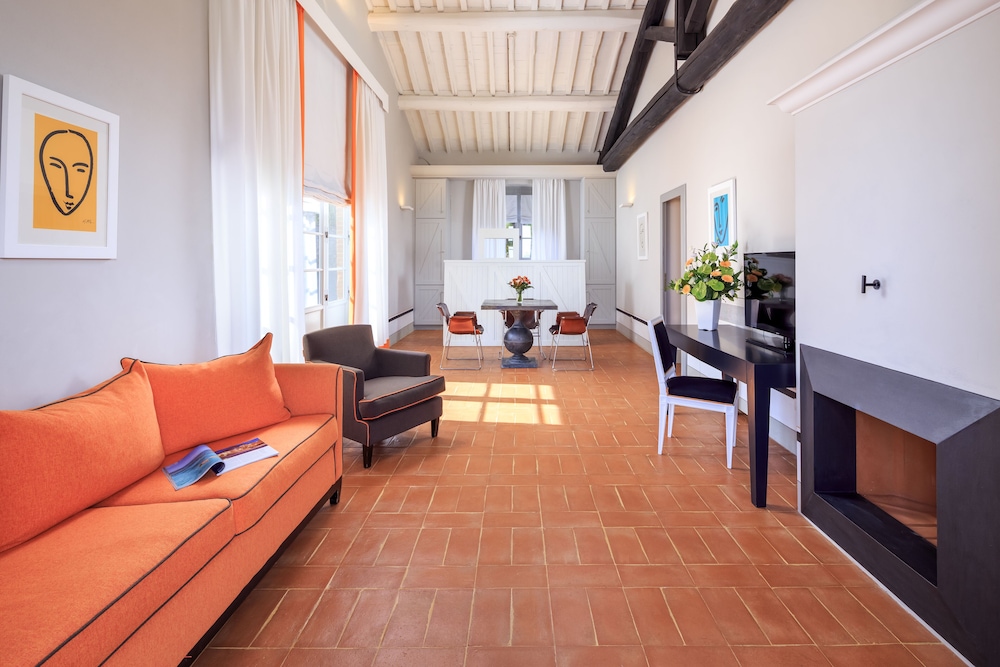 BORGO SCOPETO RELAIS 46/76