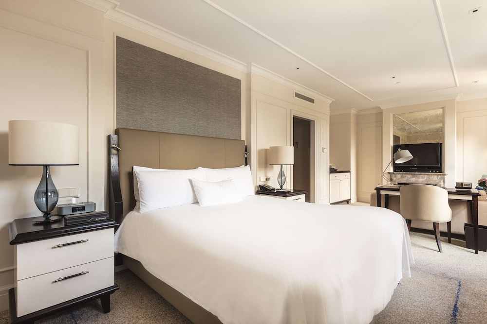 Waldorf Astoria Amsterdam 14/95