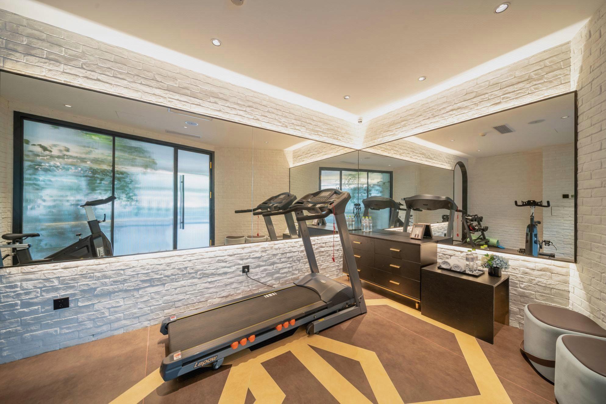 Inzone Freedom Hotel(Tai'an Mingtang Lute Shop) 8/12
