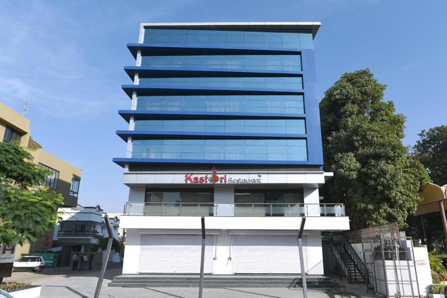 Hotel Sach Regency 1/18
