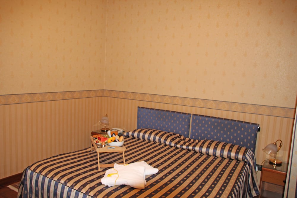Albergo Leon D Oro 20/28