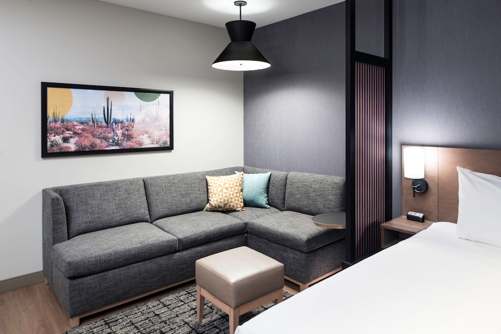Hyatt House Tempe / Phoenix / University 21/50