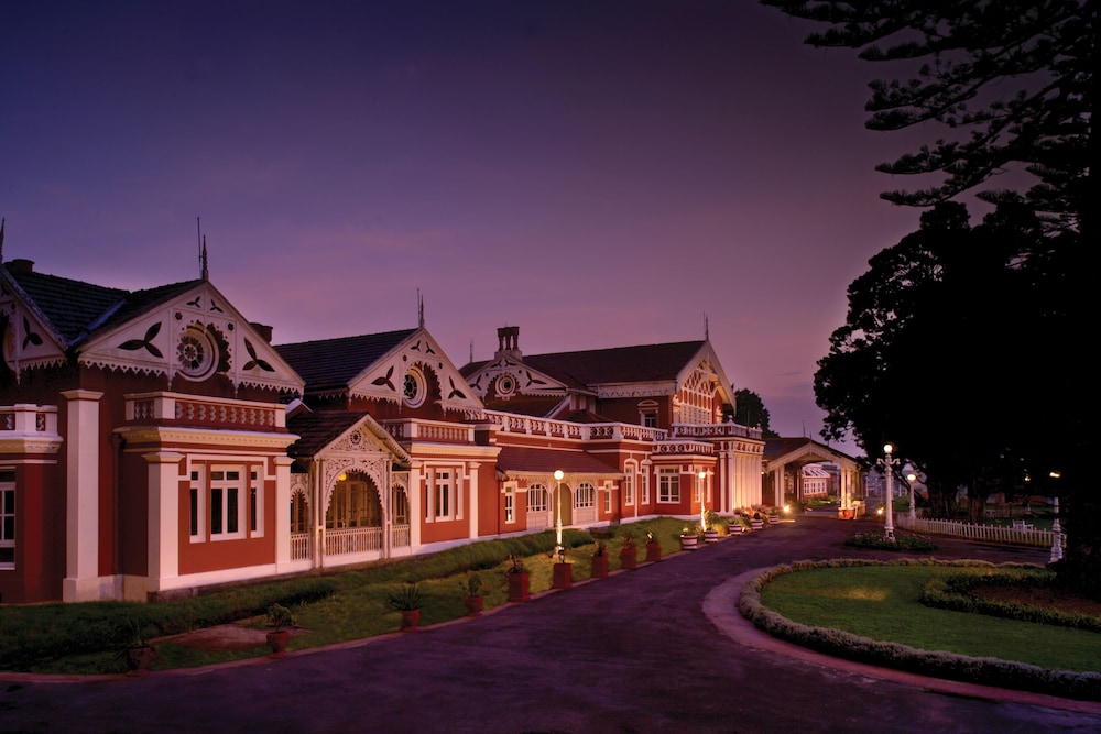 Welcomheritage Ferrnhills Royale Palace 6/40