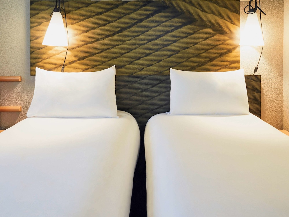 ibis Toulon La Seyne Sur Mer 23/71