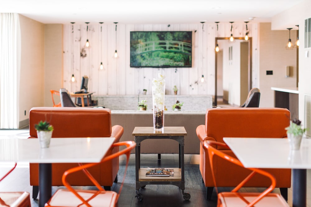Whitney Peak Hotel Reno, Tapestry Collection by Hilton 42/46