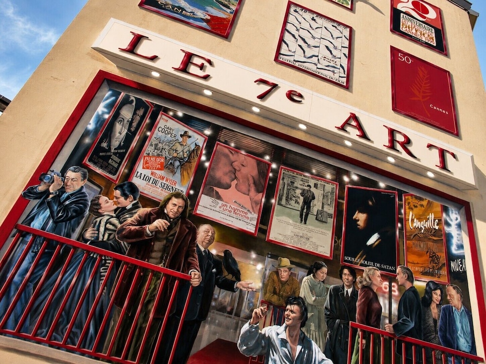7Art Hotel 5/75