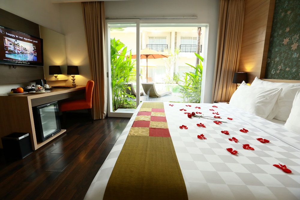 b Hotel Bali & Spa 27/73