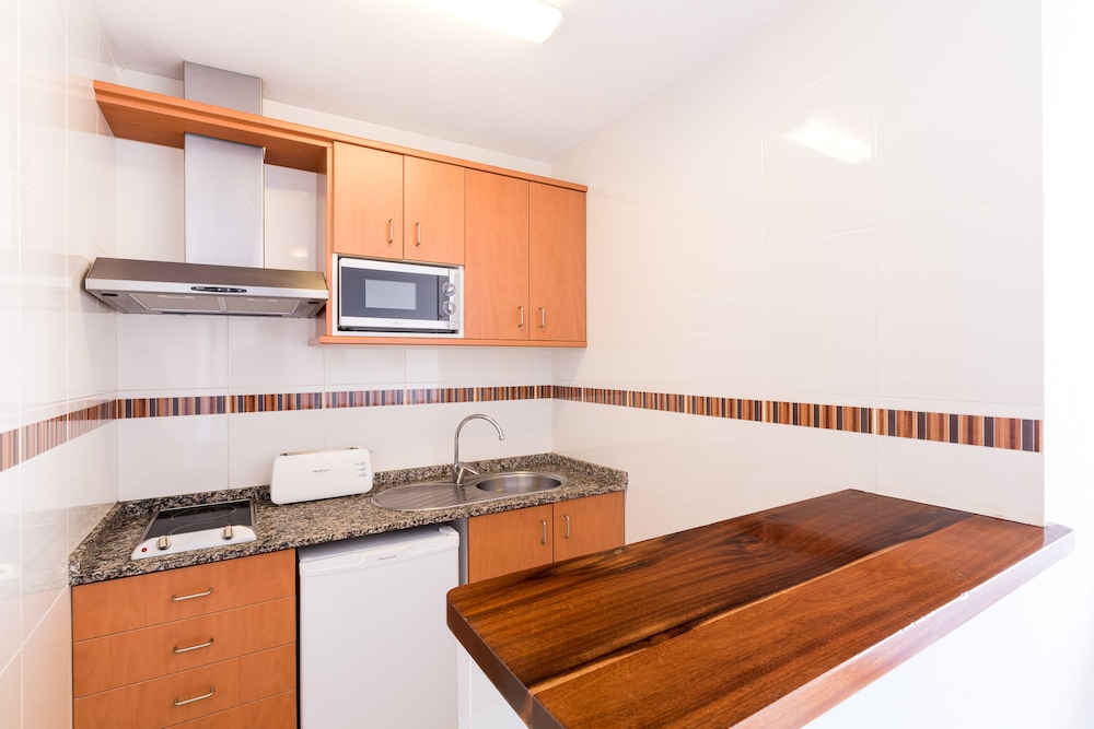 Apartamentos Avenida 30/30