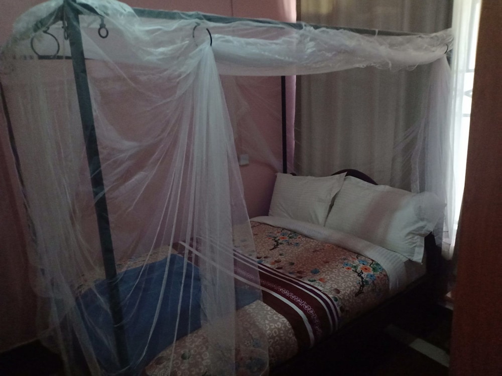 Rest-Inn Lodge photo5