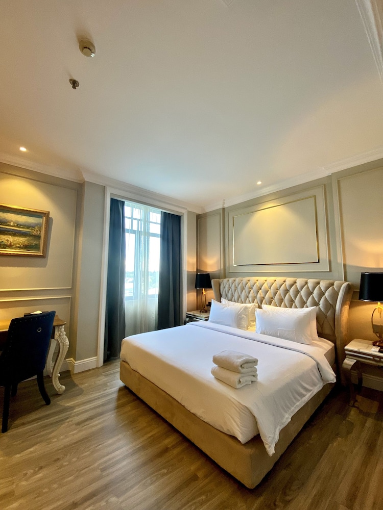 Grand Eska Hotel & Suites 11/38