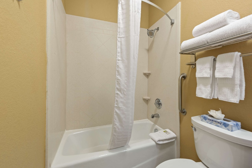 استوديو بسرير كوين، Extended Stay America Suites - McAlester - Hwy 69 8/9