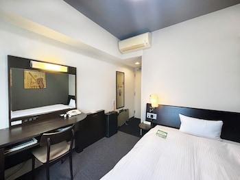 Semi Room, Comfort, Single, Semi Double Bed, Smoking