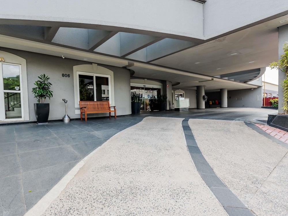 Ibis Joinville 50/58