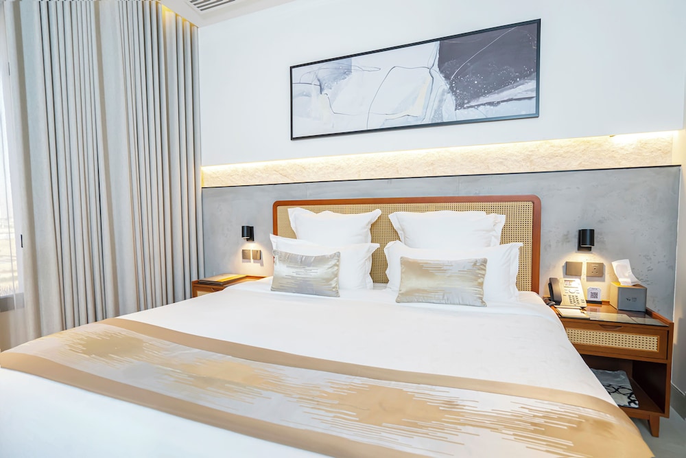SUITE, ACCESSIBLE