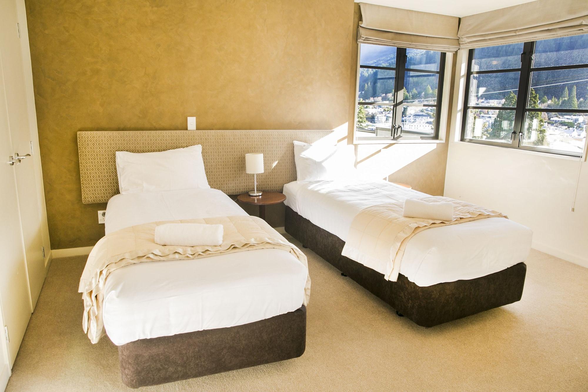 Coronet, Penthouse
